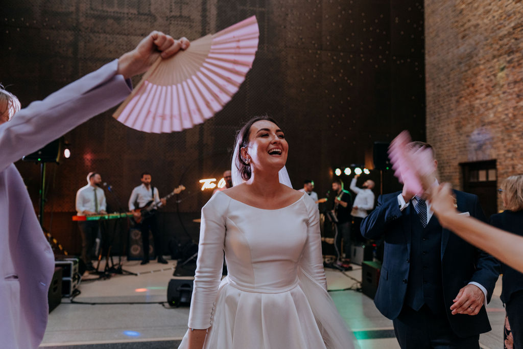 FredLucyMortonHackneyTownHallWeddingLexFlemingPhoto1013